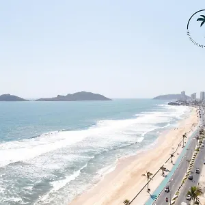 condo-perico-terraza-con-vista-al-mar-de-mzt.mazatlan-hotels.com/